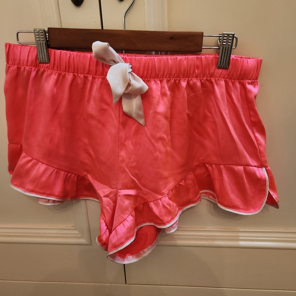 Victoria's Secret Sz M 100% Polyester Ruffled Sleep Shorts